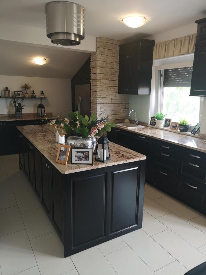 Apartma Isabella Сечовлє Екстер'єр фото